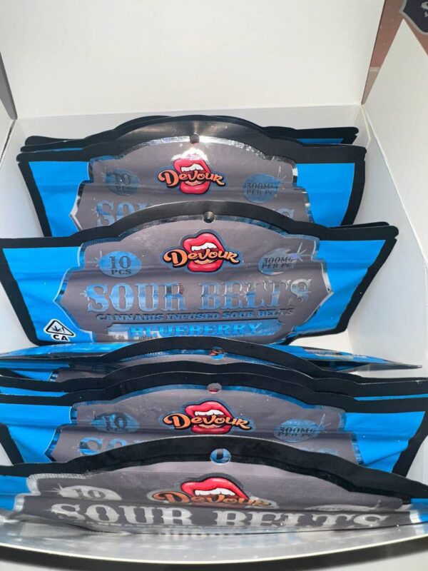 DEVOUR Sour Belts 3000mg Edibles